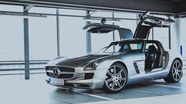 Mercedes-Benz SLS AMG